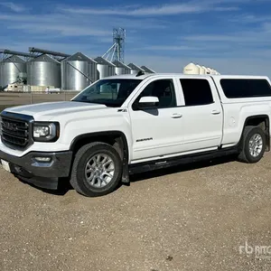 2018 GMC Sierra 1500 SLE 4x4 Crew Cab Pickup