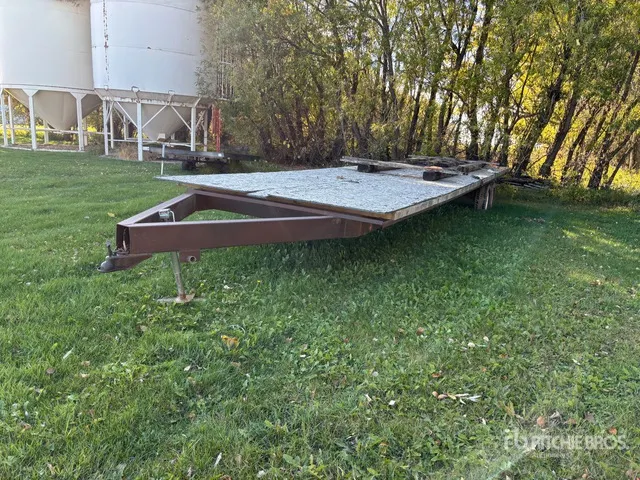 40 ft T/A Bee Hut Wagon