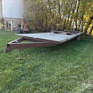 40 ft T/A Bee Hut Wagon