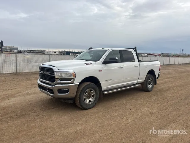 2020 Ram 2500 Big Horn 4x4 Crew Cab Pickup