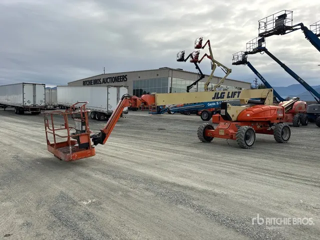 2010 JLG E600JP 4WD Electric Articulating Boom Lift