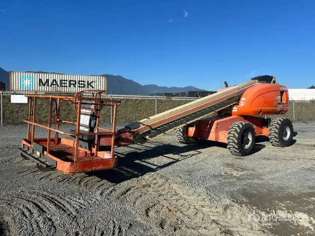 2006 JLG 600S 4WD Diesel Telescopic Boom Lift