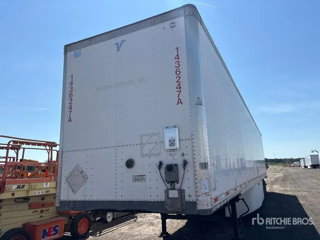 2014 Vanguard 53 ft x 96 in T/A Van Trailer