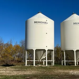 Meridian 1615 +/- 110 ton Fertilizer Hopper Grain Bin