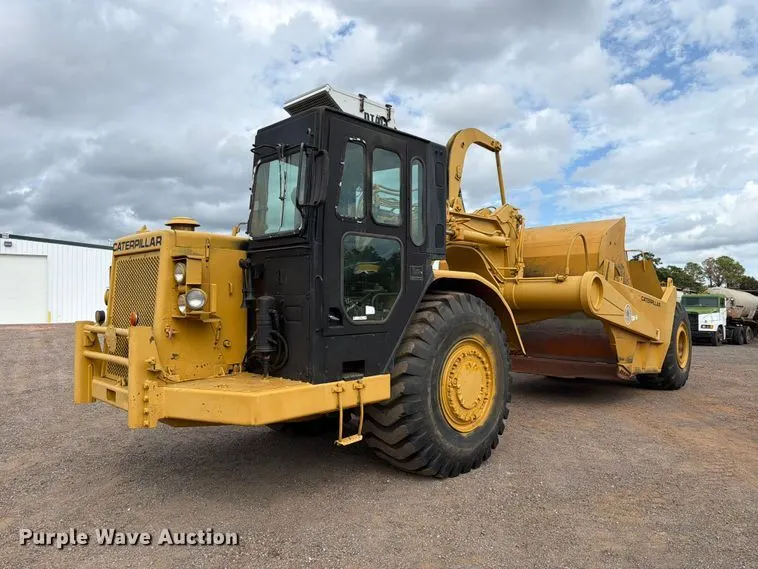 1984 Caterpillar 621B conventional scraper