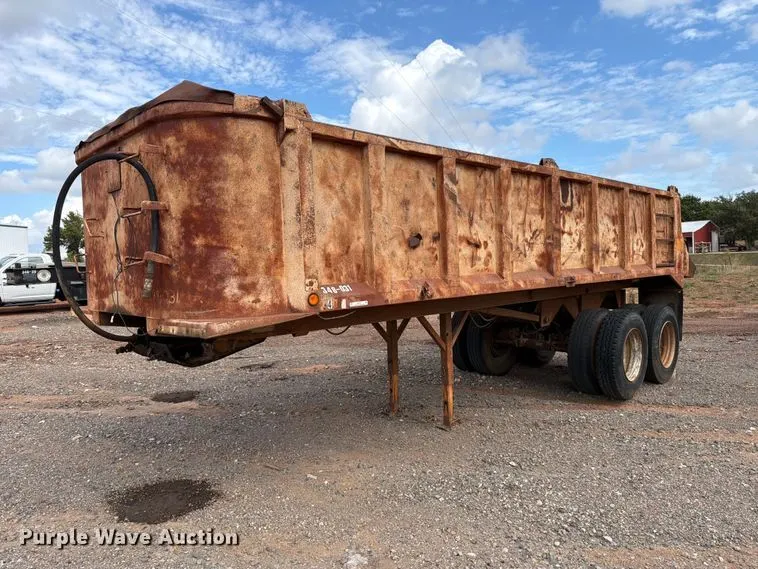 1990 Hibilt 24-24-HI-DP end dump trailer