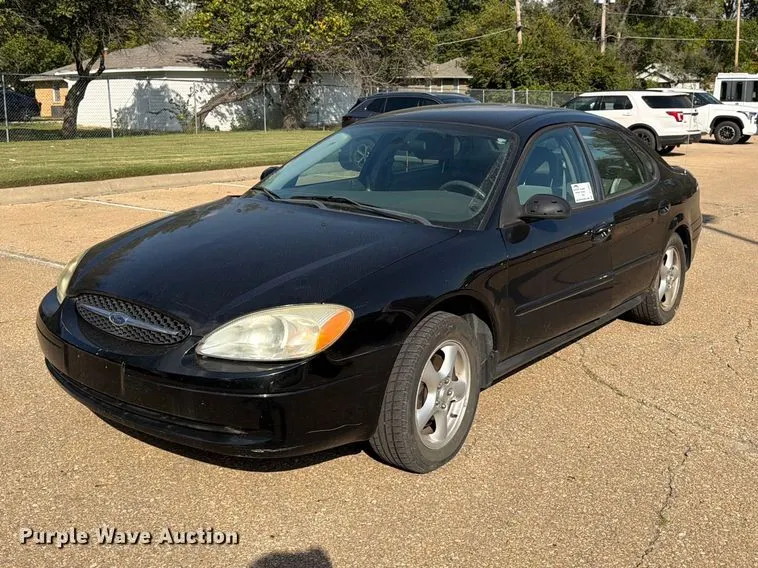 2003 Ford Taurus