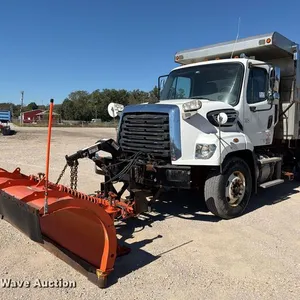 2015 Freightliner 108SD dump truck