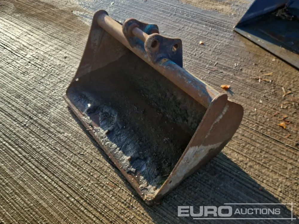 36" Digging Bucket 35mm Pin to suit Mini Excavator