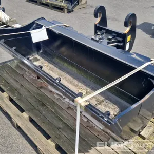 Unused CAT 78" Hydraulic Tilt Ditching Bucket to suit CW30S 