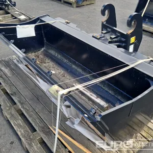 Unused CAT 78" Hydraulic Tilt Ditching Bucket to suit CW30S 