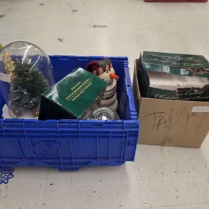 Christmas Décor Lot