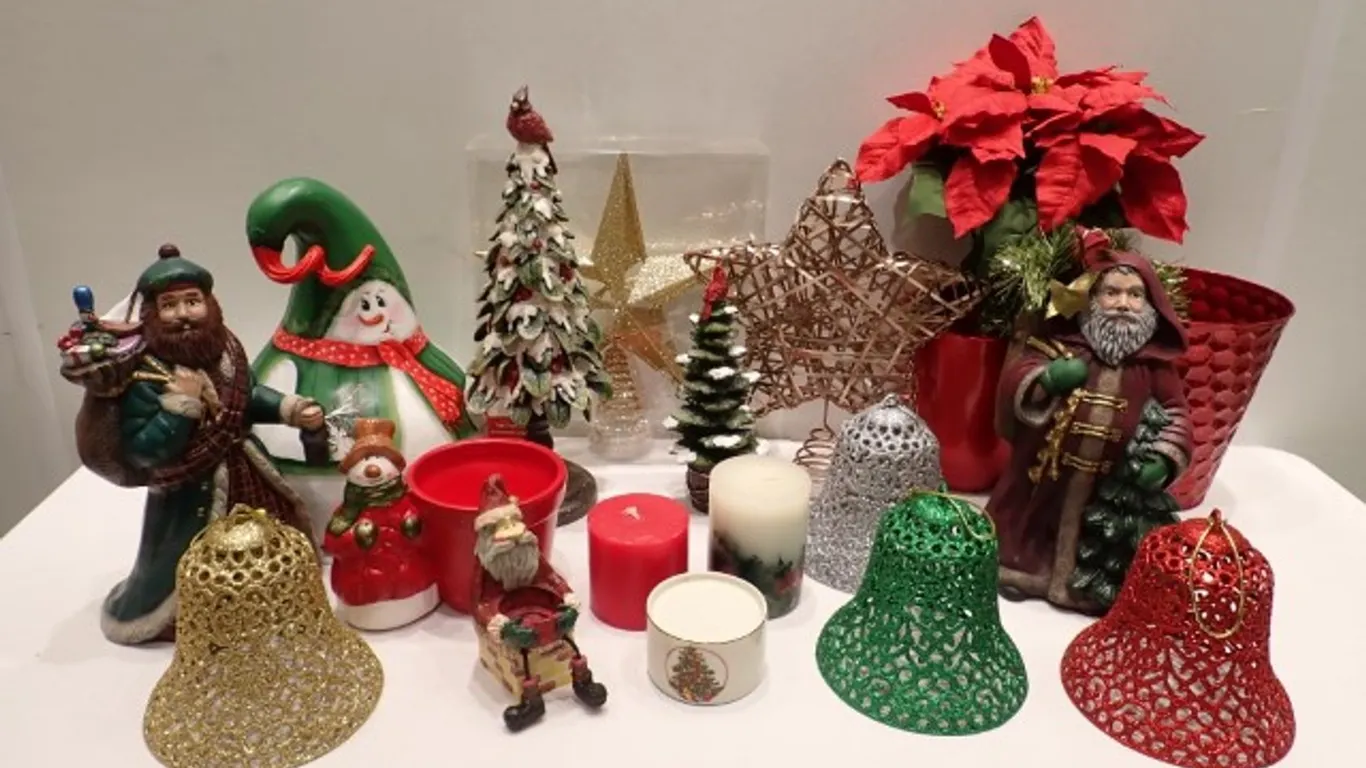 Festive Winter Themed Holiday Decorations