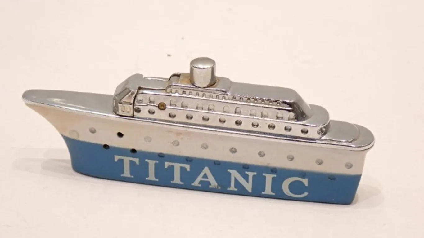 Titanic Pocket Lighter