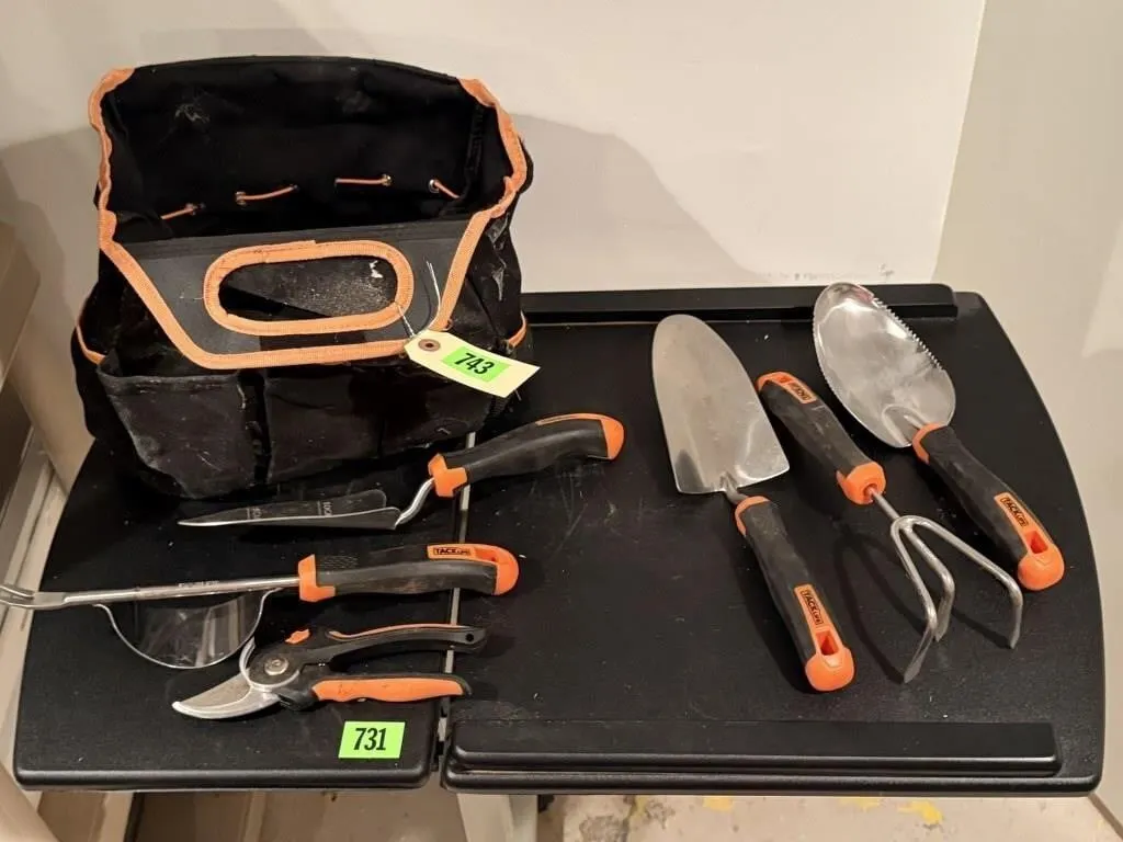 Gardening hand tools, tote bag