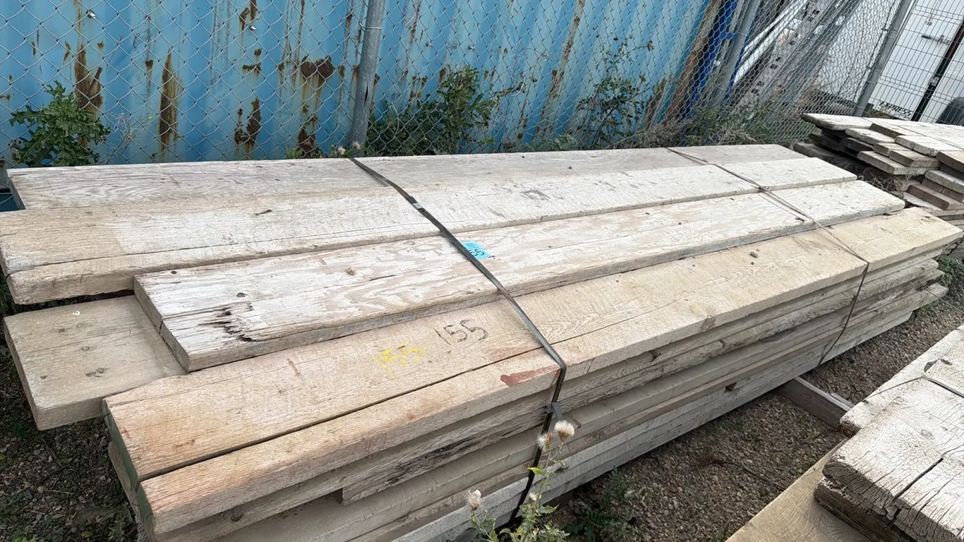1 pallet Wooden Planks