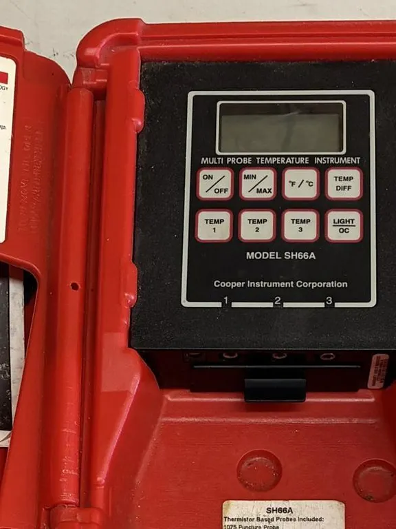 Cooper Digital Temperature Instrument