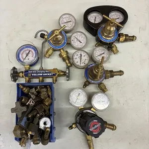 Gauges and Ends