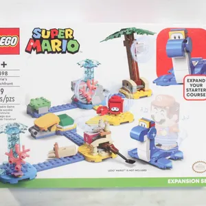 NEW SEALED SUPER MARIO DORRIE'S BEACHFRONT SET
