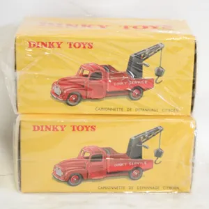 2 DINKY TOYS TOW TRUCKS SEALED DIECAST