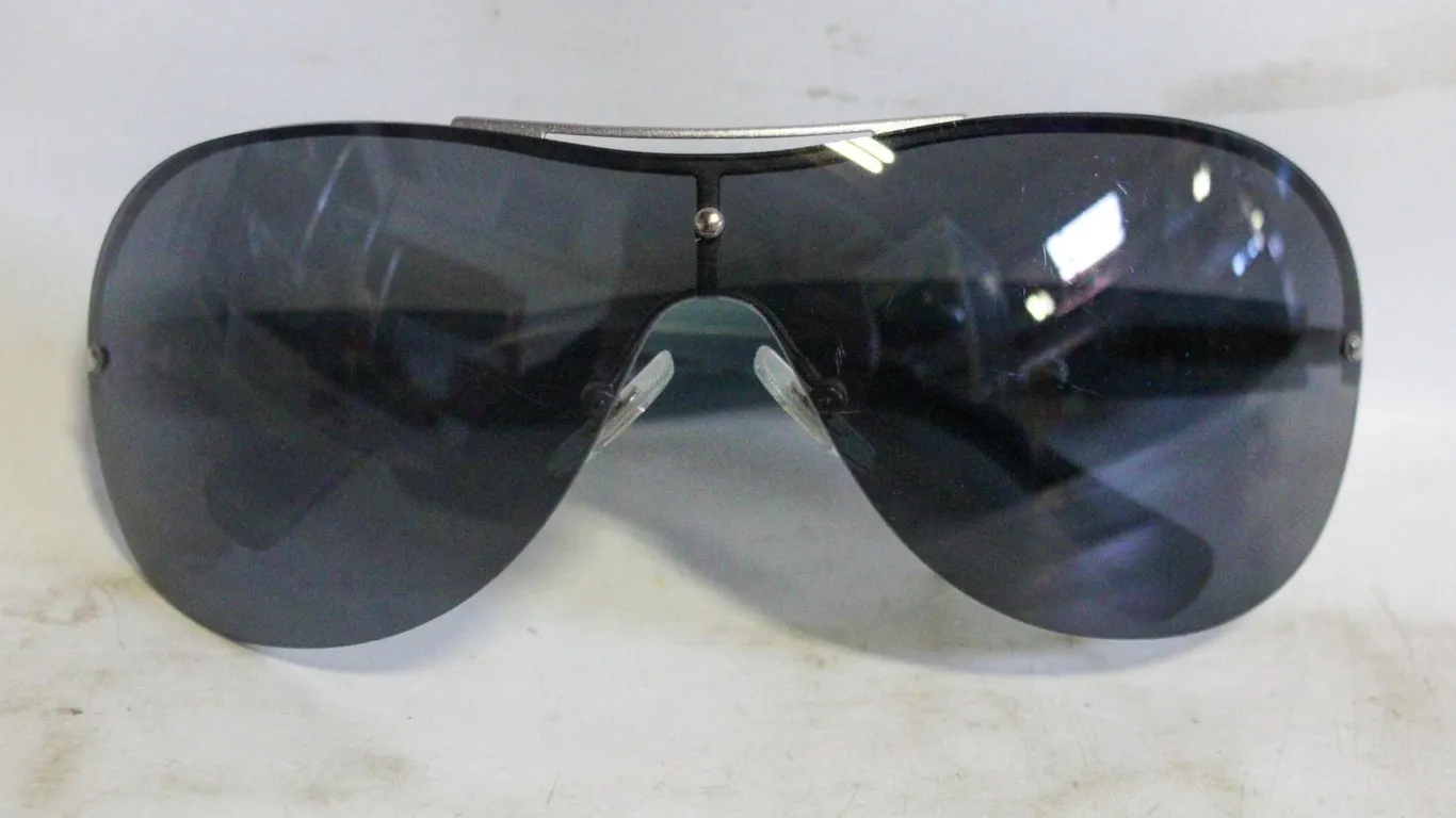 RALPH LAUREN RA4112 SUNGLASSES. LIGHT BLUE WITH