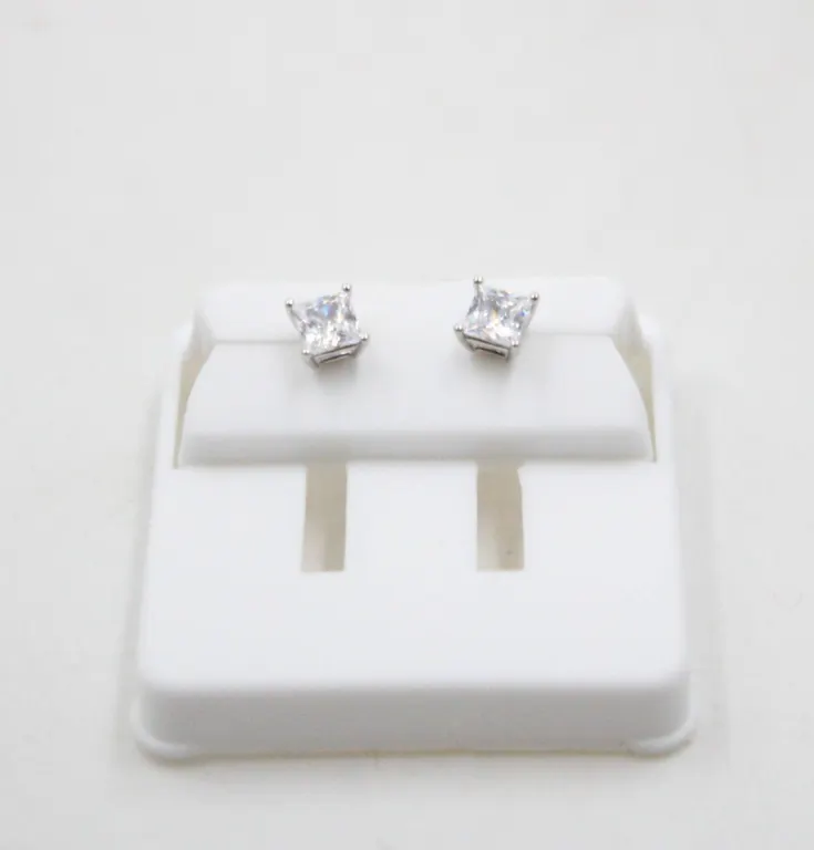 NEW SILVER PLATED SQUARE STUD EARRINGS
