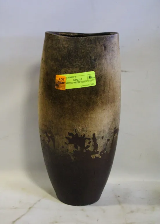 VINTAGE JAPANESE BIZEN STYLE