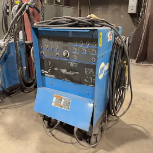 Miller Syncrowave 250DX CC AC/DC Square Wave Power Source w/ Torch & Hoses