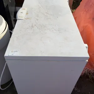 Kenmore White Chest Freezer with Storage Basket