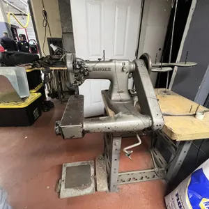 Industrial Sewing Machine Singer