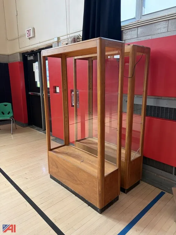 (1) Bookcase