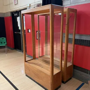 (1) Bookcase