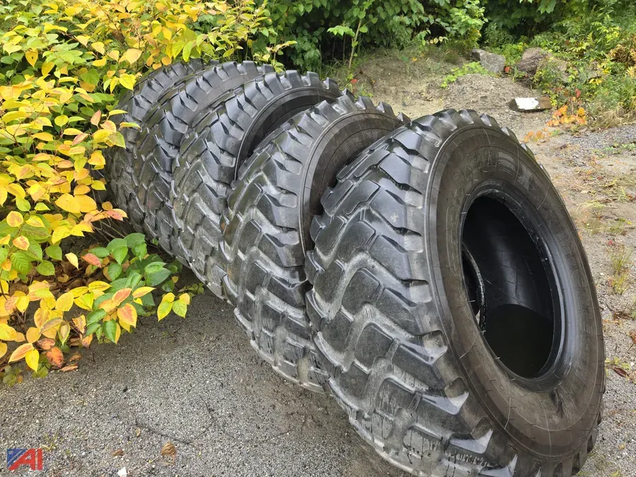 (6) Michelin XTLA 17.5R25 Grader Tires
