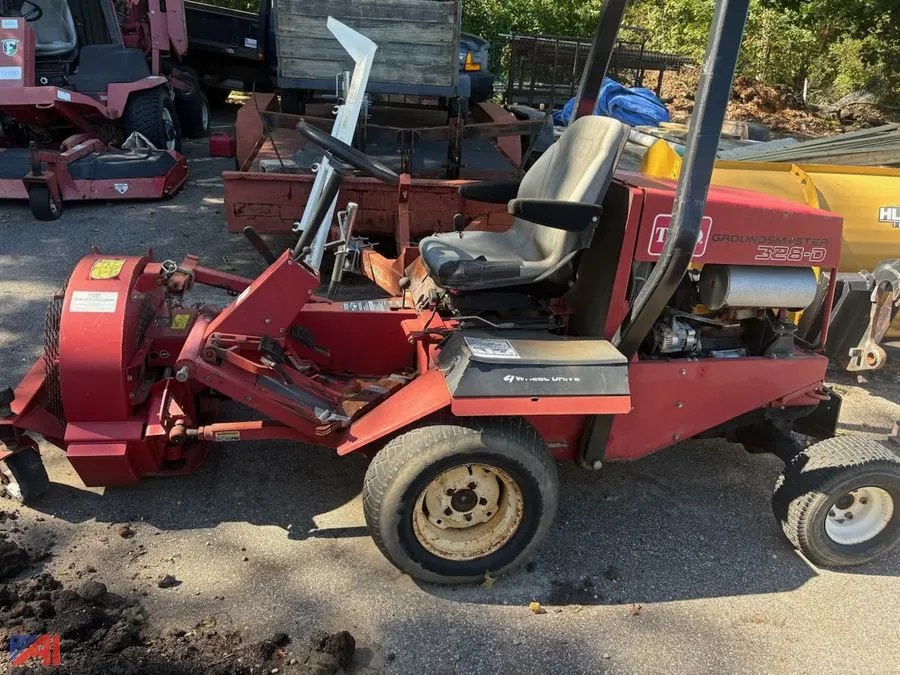 Toro 328-D 72" Mower