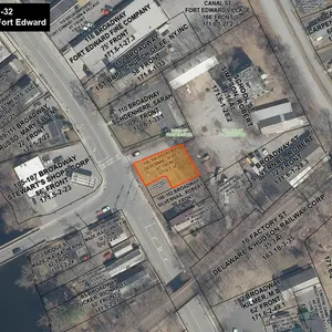 106-108 Broadway, Fort Edward