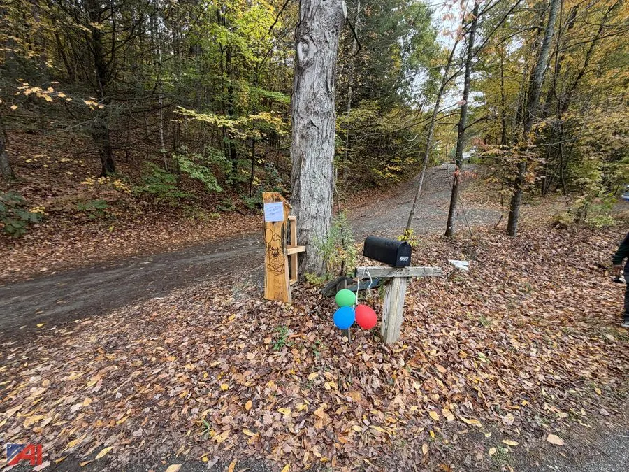328 Darfler Rd, Hebron