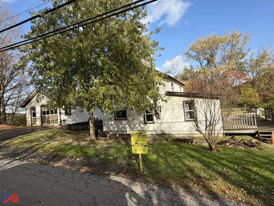 12070 State Route 22, Whitehall