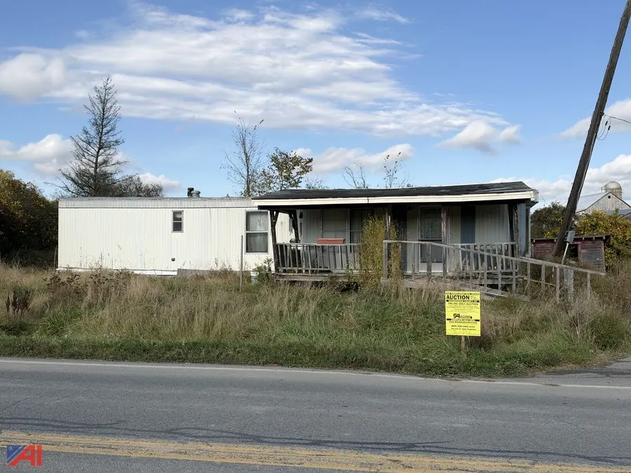 105 County Route 18, Whitehall