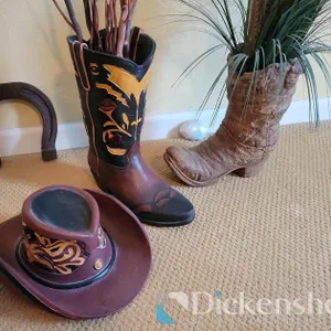 COWBOY BOOT DECOR, HAT AND HORSESHOE