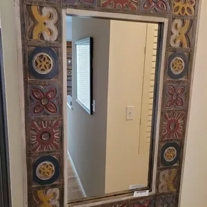 PIER 1 DECORATIVE MIRROR