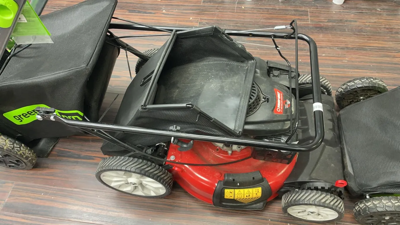 Troy-Bilt 21" Gas Lawn Mower 159cc OHV FWD