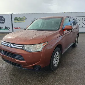 2014  Mitsubishi  Outlander