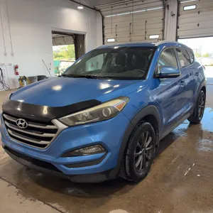 2017  Hyundai  TUCSON  AWD SE 4dr SUV