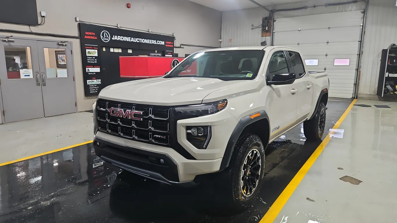 2026 GMC Canyon AT4