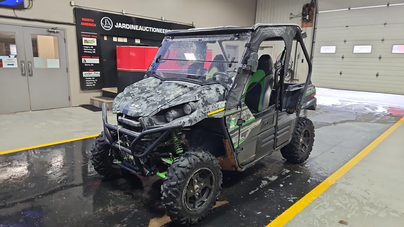2018 Kawasaki Teryx LE Side By Side