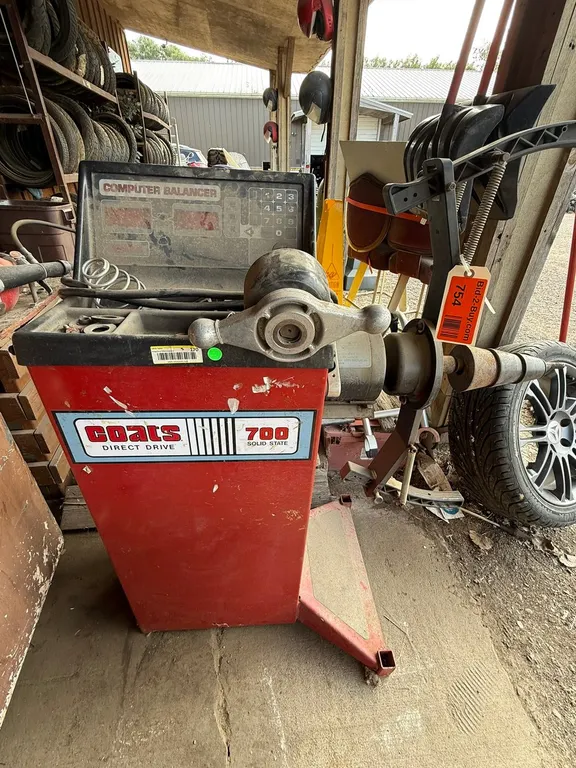 Coats Direct Drive Tire Balancer Model 700