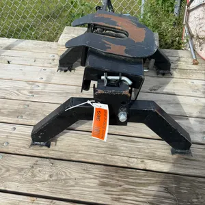 Fifth Wheel Plate