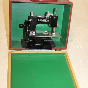 Singer Sewing Machine