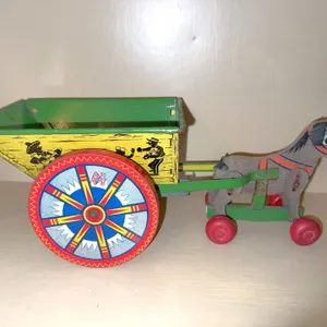 Elenee 1940's tin litho wagon