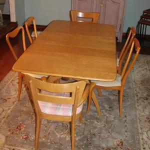 Mid-Century Modern Heywood-Wakefield Dining Table & Chairs